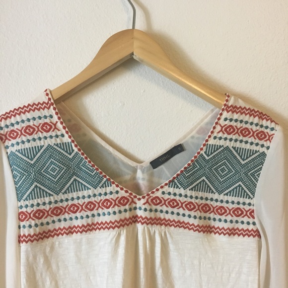 THML Boho Embroidered Peasant Top Shirt - Picture 3 of 6